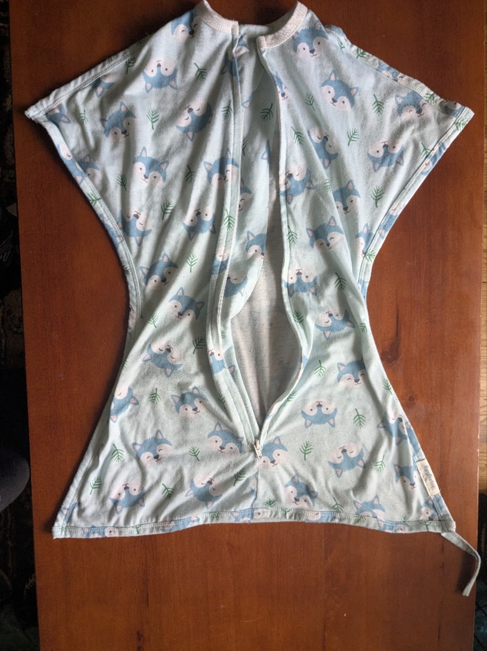 Lot of 2 XS Zipadee Zip sleepsacks Swaddle Transition: Basil Green & Wolf Patten